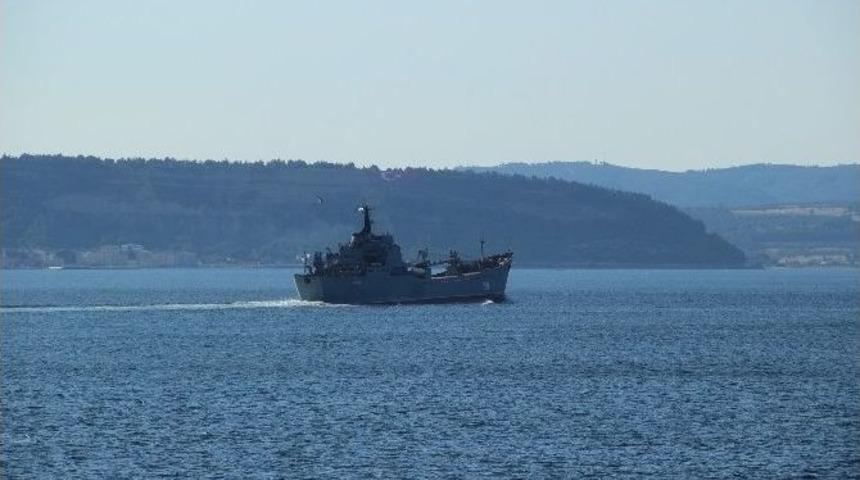 Rus Savaş Gemisi &Ccedil;anakkale Boğazı&rsquo;ndan Ge&ccedil;ti