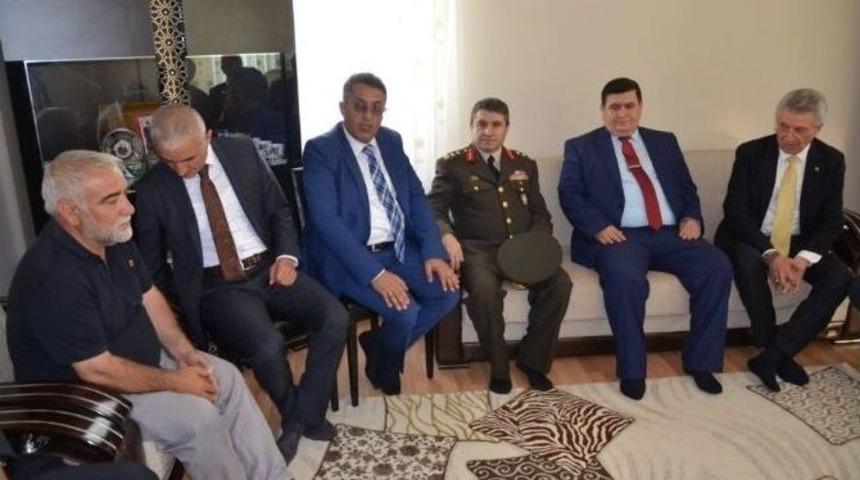 Erzincan&rsquo;da Bayramlaşma