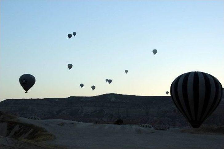 Kapadokya’da Turistlerin Balon İlgisi G4
