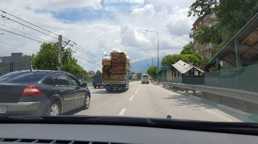 (&ouml;zel Haber) Trafikte Tehlikeli G&ouml;r&uuml;nt&uuml;ler