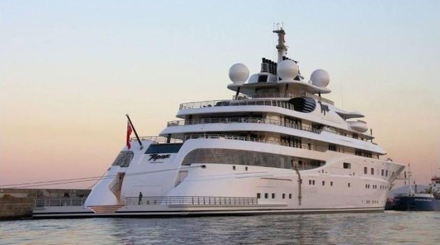 Manchester City&rsquo;nin Patronunun Mega Yatı Marmaris&rsquo;e Demirledi