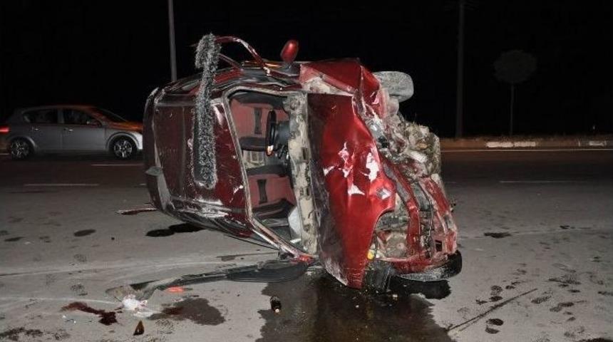 Sivas&rsquo;ta Kaza: 3 Yaralı