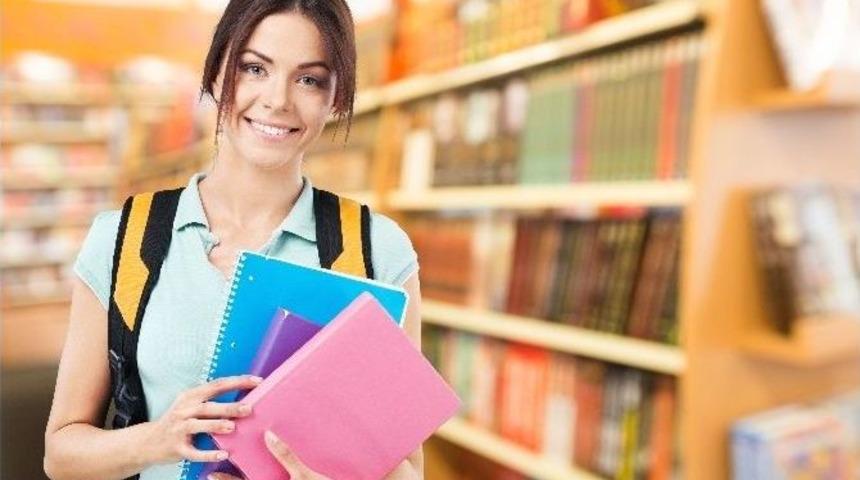 Cv&rsquo;nizi Yedi Adımda G&uuml;ncelleyin, İş Fırsatınızı Artırın