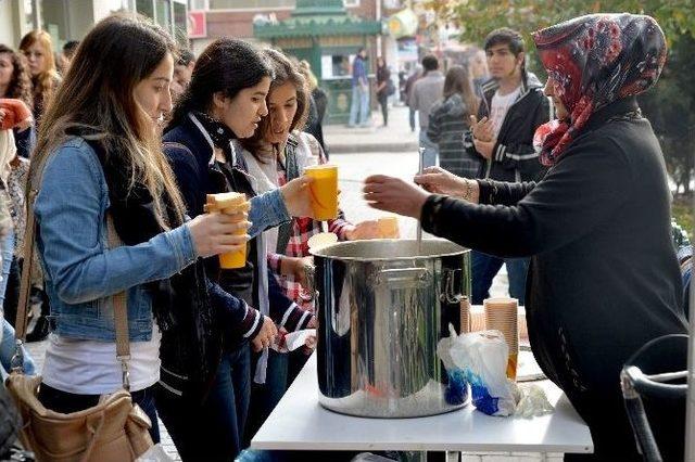 Tepebaşı Gençlik Merkezlerinin Gençleri, 5 Yıllık Çalışmalarını Yayınladı