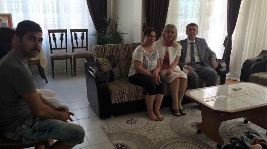 Kaymakam Sırmalı Şehit Ailelerini Ziyaret Etti