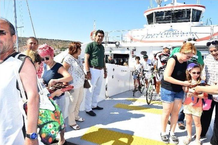 Foça’dan Sonra Mordoğan’a Da Gemi Seferi G3