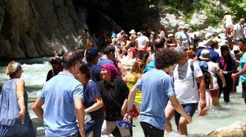 Saklıkent Kanyonu&rsquo;na Ziyaret&ccedil;i Akını