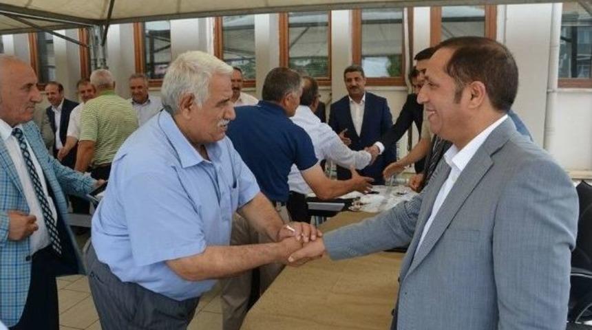 Dilovası Bayramda Kucaklaştı