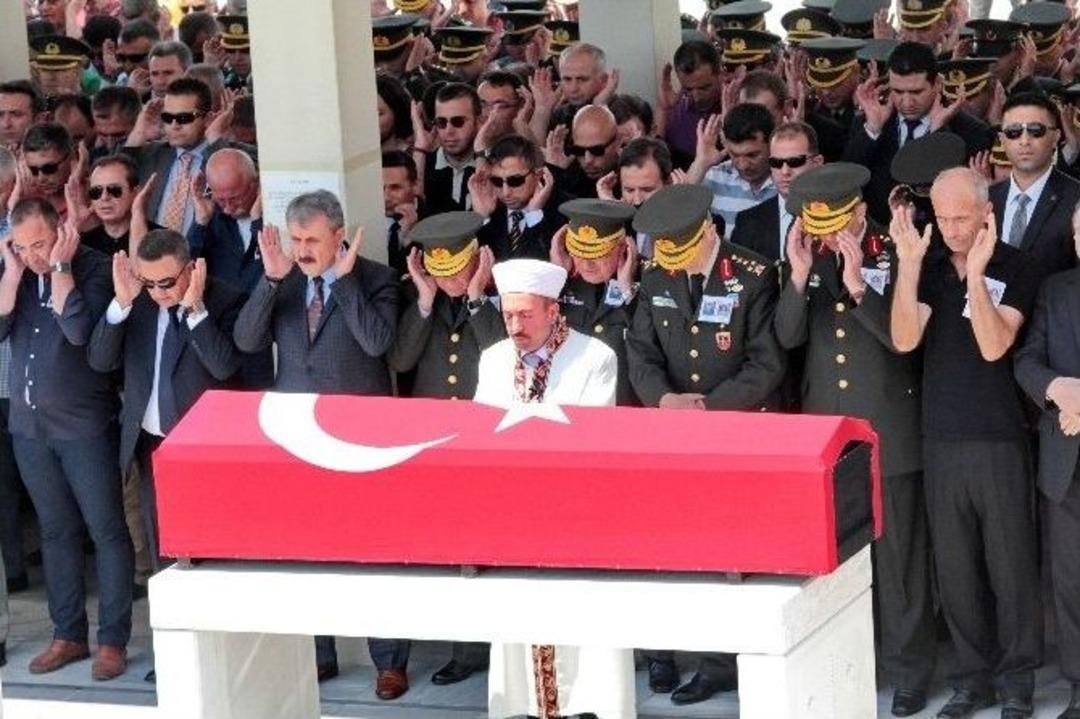Helikopter Kazasında Şehit Olan Şahin &Ccedil;ifti Son Yolculuğuna Uğurlandı