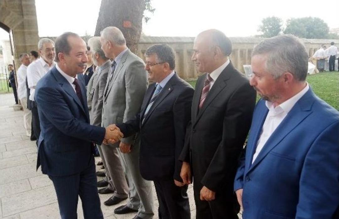 Edirne Belediye Başkanı G&uuml;rkan, Muhtarlarla Bayramlaştı