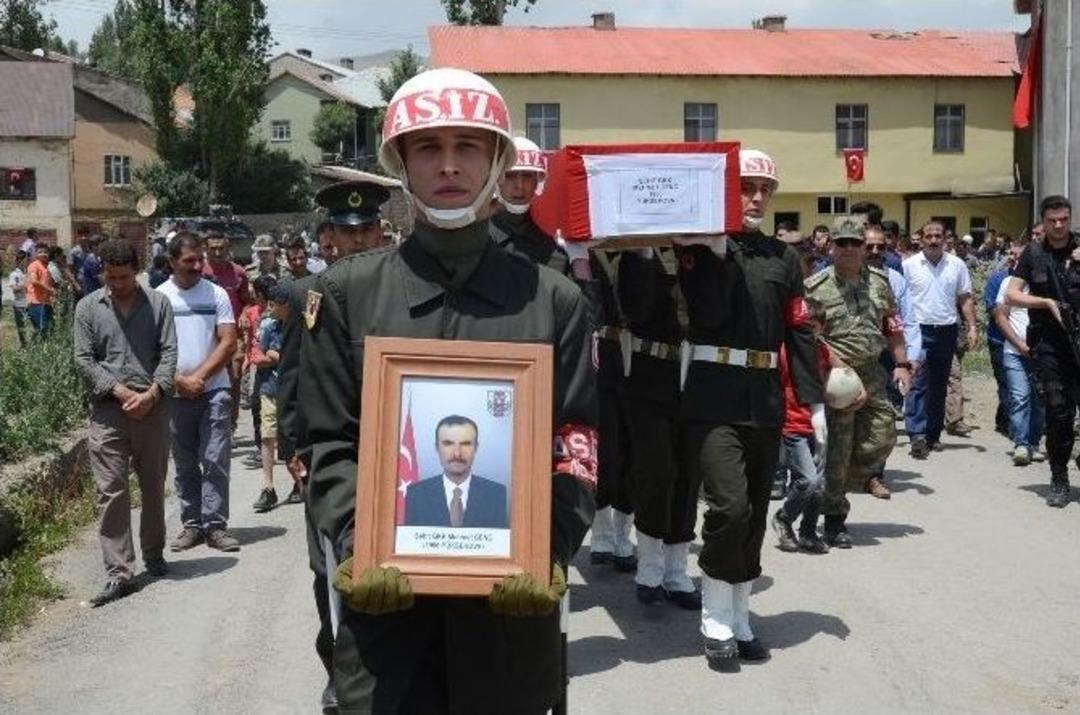 Şehit Korucu Y&uuml;ksekova&rsquo;da Toprağa Verildi