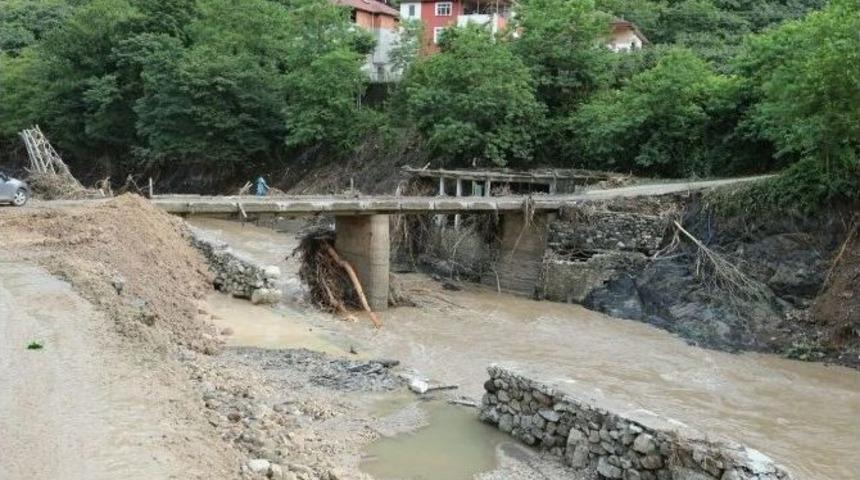 Ordu’ya 5 Günde 6 Aylık Yağmur Düştü