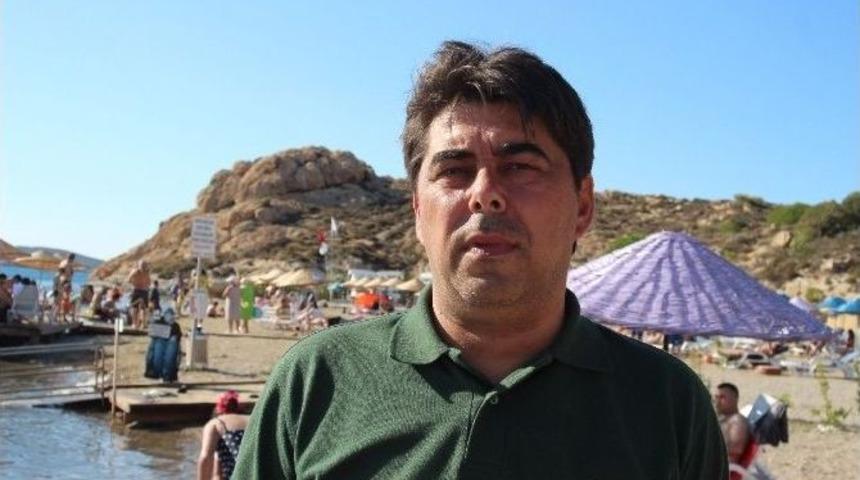 Fo&ccedil;a&rsquo;ya 300 Bin Kişi Geldi