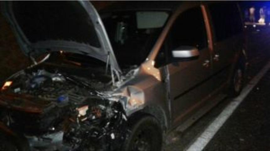 Adıyaman&rsquo;da 2 Otomobil &Ccedil;arpıştı: 2 Yaralı