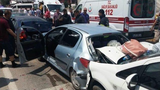 Karabük’te Zincirleme Trafik Kazası: 10 Yaralı