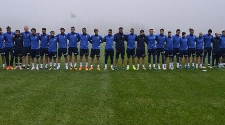 Fenerbah&ccedil;e Yoğun Sis Altında &Ccedil;alıştı