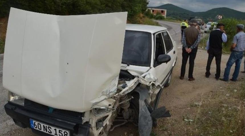 Niksar&rsquo;da Trafik Kazası: 1 Yaralı
