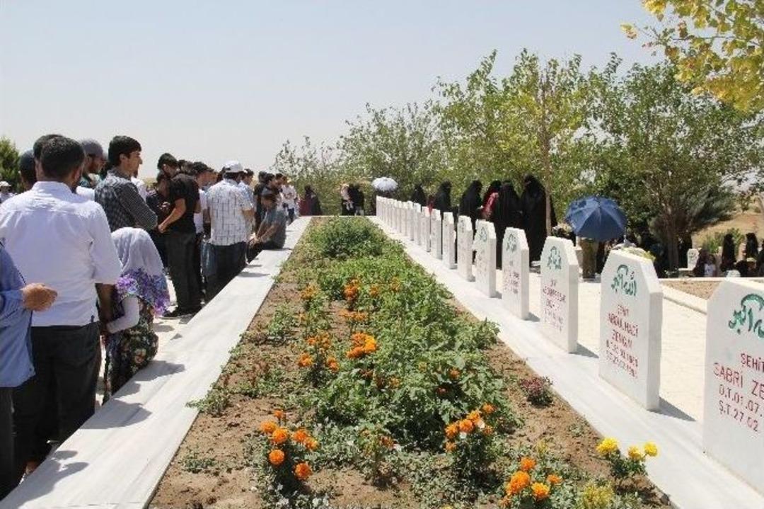 Silvan&rsquo;da Susa Camii Katliamında &Ouml;lenler Anıldı