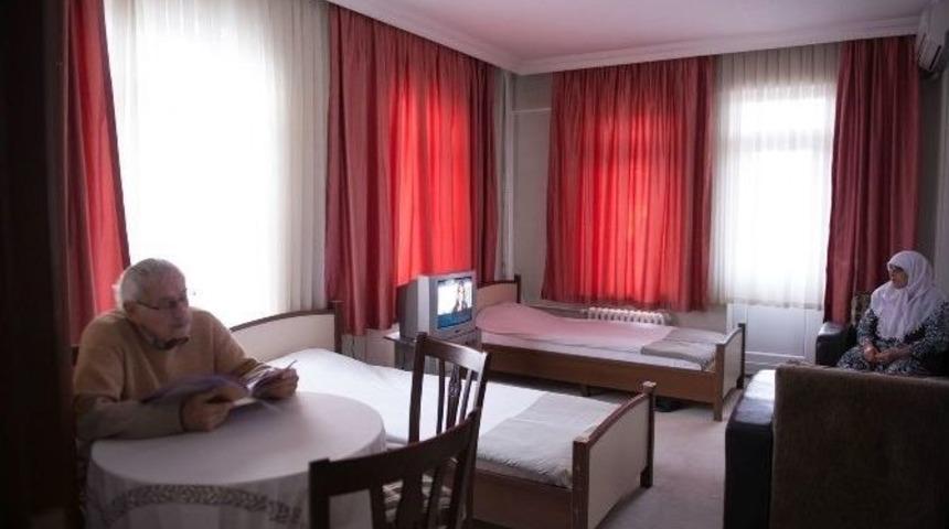Ke&ccedil;i&ouml;ren Belediyesi&rsquo;nin Yaşlı Oteli B&uuml;y&uuml;k İlgi G&ouml;r&uuml;yor