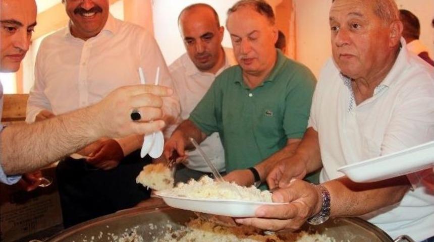 Bozkurt İl&ccedil;esinde 124 Yıllık Bayram Geleneği Devam Ediyor