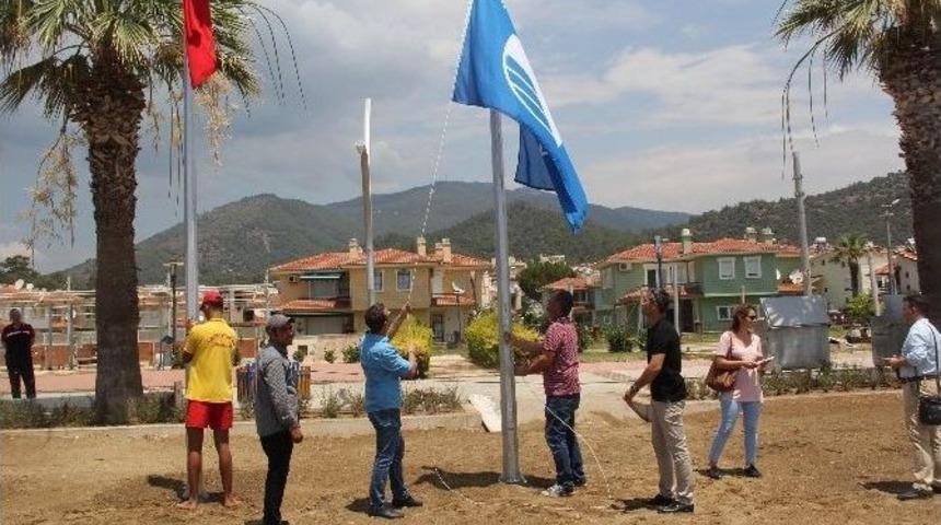 Menderes Sahilleri Mavi Bayrakla Donatıldı