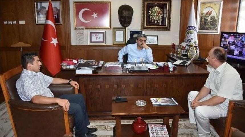 Kızılay Yetkililerinden Başkan Alıcık&rsquo;a Teşekk&uuml;r Ziyareti