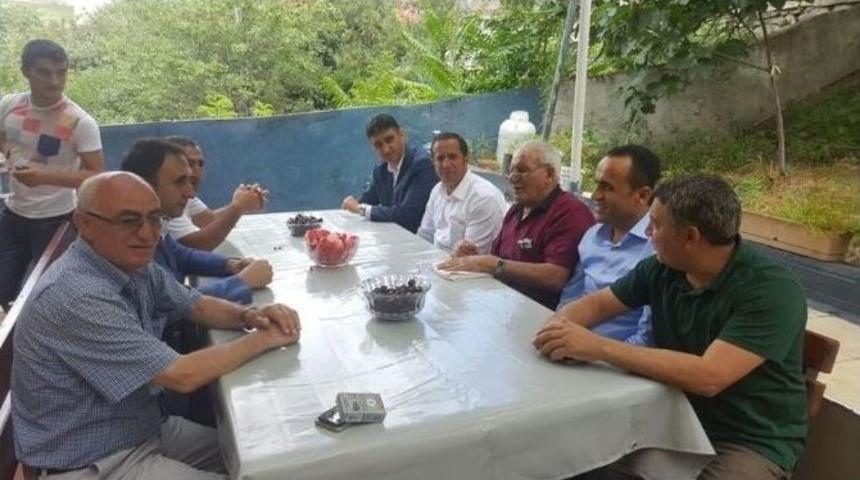 Başkan Toltar, Esnaf Ve Vatandaşlarla Bayramlaştı