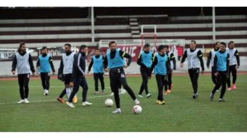 İneg&ouml;lspor Topbaşı Yapmaya Hazırlanıyor
