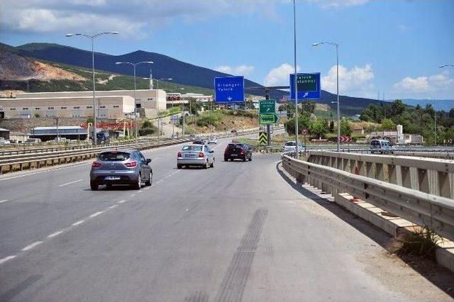 Osmangazi Köprüsü’nde Trafik Akışı Normale Döndü