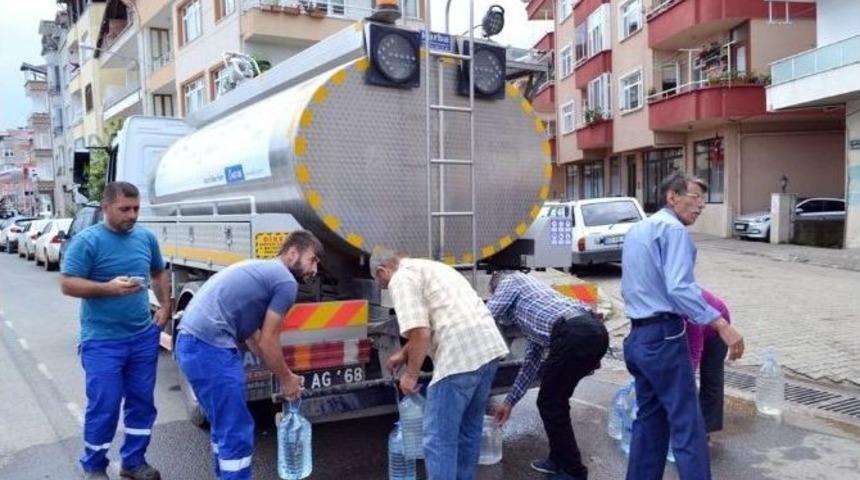 Perşembe&rsquo;ye Tankerle Su Taşınıyor
