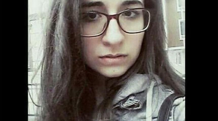 Rize&rsquo;deki Heyelanda Hayatını Kaybeden Gen&ccedil; Kız Toprağa Verildi