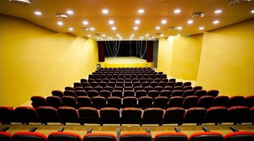 Sanat Merkezine 200 Kişilik Çok Amaçlı Salon