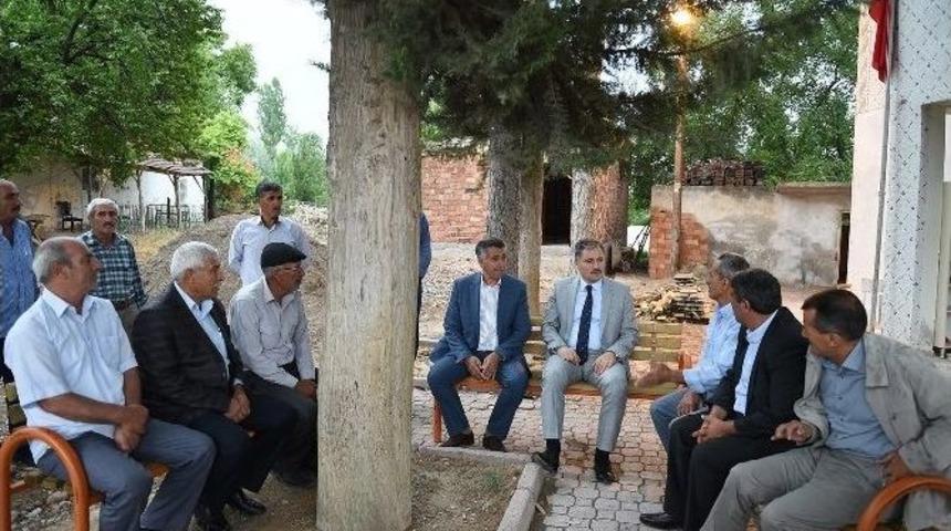 Yazıhan&rsquo;da Yol Genişletme Ve Asfaltlama &Ccedil;alışması