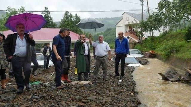 Trabzon’daki Sel Ve Heyelanlarda Yaralar Sarılmaya Çalışılıyor