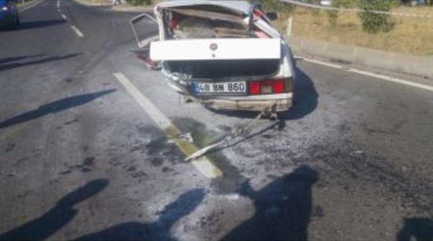 Milas&rsquo;ta Trafik Kazası: 3&rsquo;&uuml; Ağır 5 Yaralı