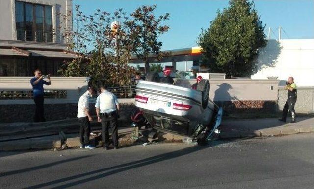 Sakarya’da Otomobil Ters Döndü: 1 Yaralı