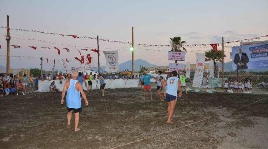 &Uuml;niversiteler Yaşar Sevim Plaj Hentbol Turnuvası K&ouml;yceğiz&rsquo;de Başladı