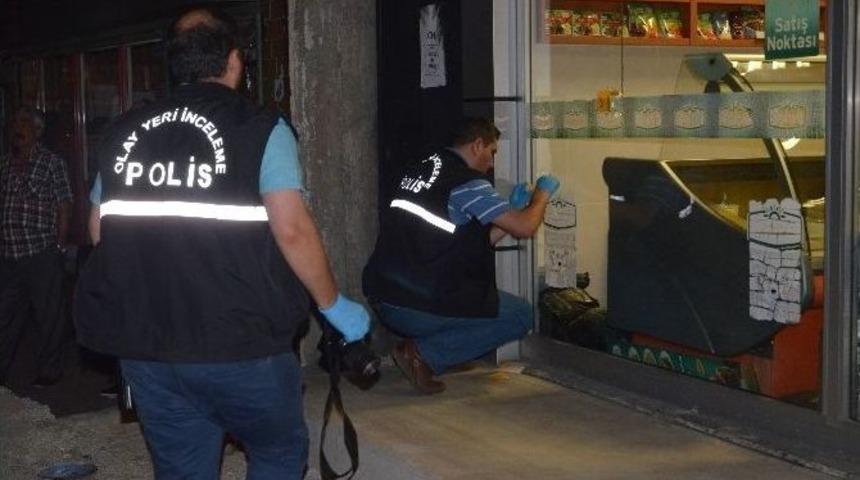 (&ouml;zel Haber) Markete Kurşun Yağdıran Zanlı Ambulans Şof&ouml;r&uuml; &Ccedil;ıktı