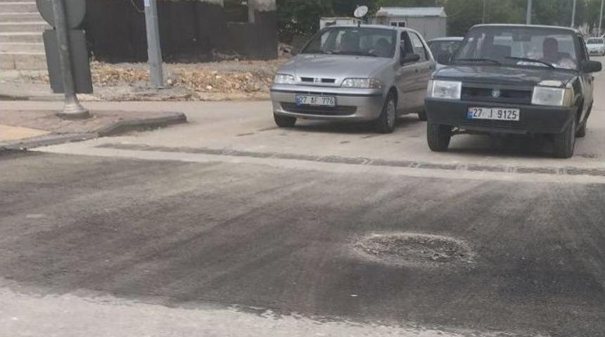 Selden Zarar G&ouml;ren Yol Ve Caddelere Asfalt &Ccedil;alışması