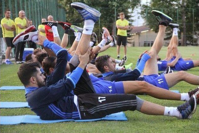 Karabükspor Top Başı Yaptı