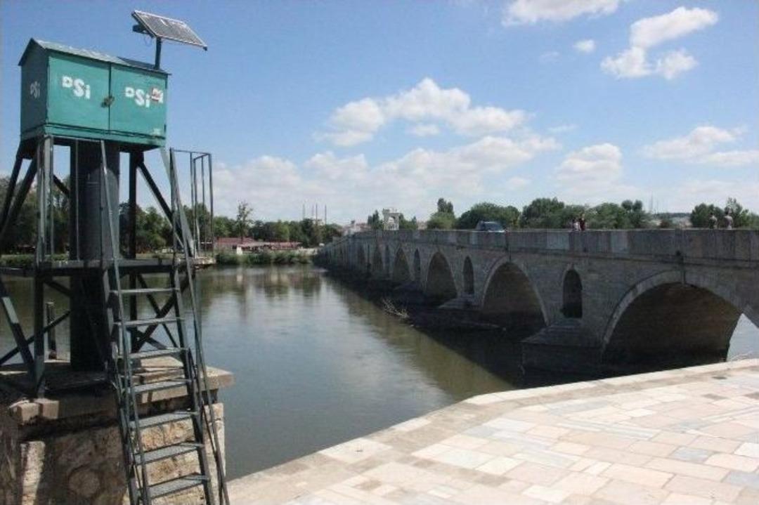 Meri&ccedil; Ve Tunca Nehirleri Su Debileri Azaldı