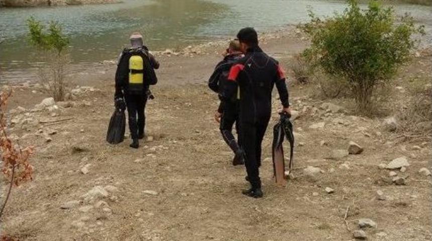 &Ccedil;oruh Nehrinde Kaybolan Gen&ccedil; Aranıyor