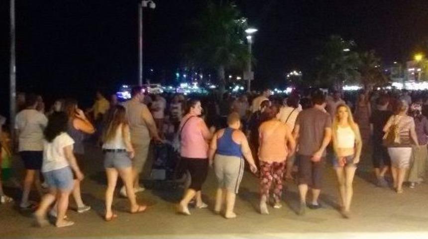 Altınkum&rsquo;un Gecesi De G&uuml;nd&uuml;z&uuml; Kadar Yoğun