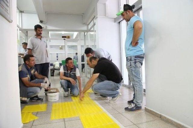 Odunpazarı Belediyesi’nden Hissedilebilir Yüzey Uygulaması