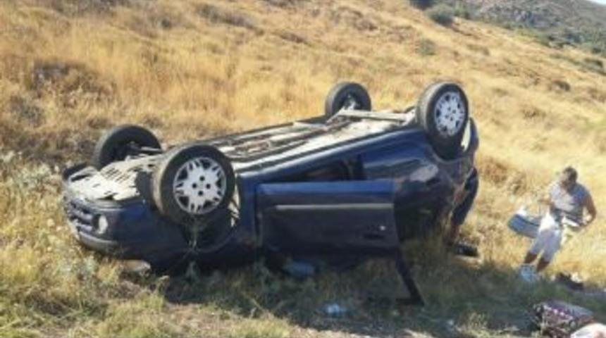 Takla Atan Otomobilden Hafif Sıyrıklarla Kurtuldu