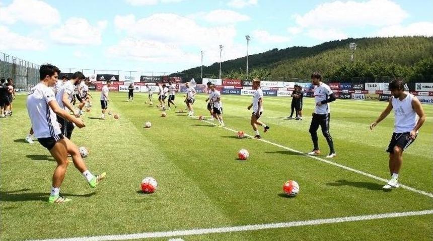Beşiktaş, Yeni Sezon Hazırlıklarını S&uuml;rd&uuml;r&uuml;yor