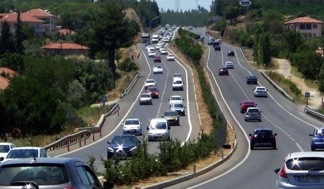 Tatilcilerin D&ouml;n&uuml;ş &Ccedil;ilesi Başladı