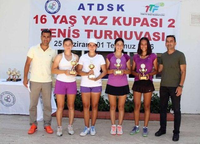 16 Yaş Yaz Kupası-2 Tenis Turnuvası Sona Erdi