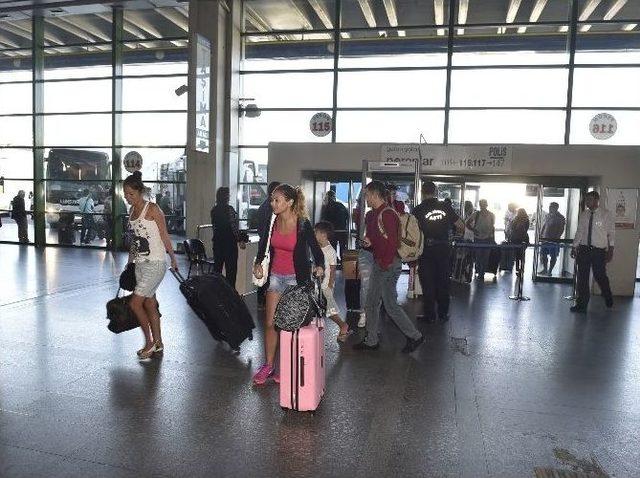 Tatilcilerin D&ouml;n&uuml;ş Seferleri 2