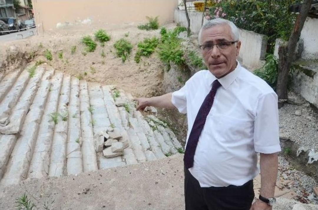 (&ouml;zel Haber) T&uuml;rkiye&rsquo;nin 2. Efes&rsquo;i Toprak Altında Bekliyor